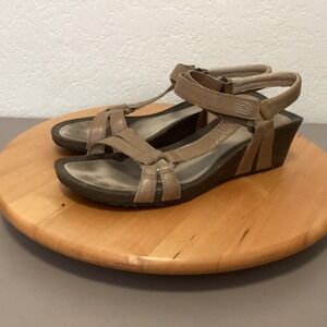 Teva  Wedge Sandals Womens Size 10 Taupe Leather Strappy Adjustable Ankle Strap
